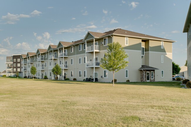 Primary Photo - Lakestone Apartments