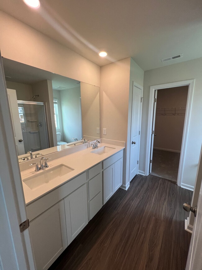 Master Bathroom - 107 Broadtree Cir
