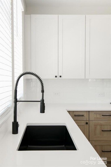 Building Photo - 14011 Bespoke Rd