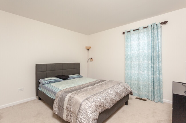 Building Photo - 1437 Crimson Ln