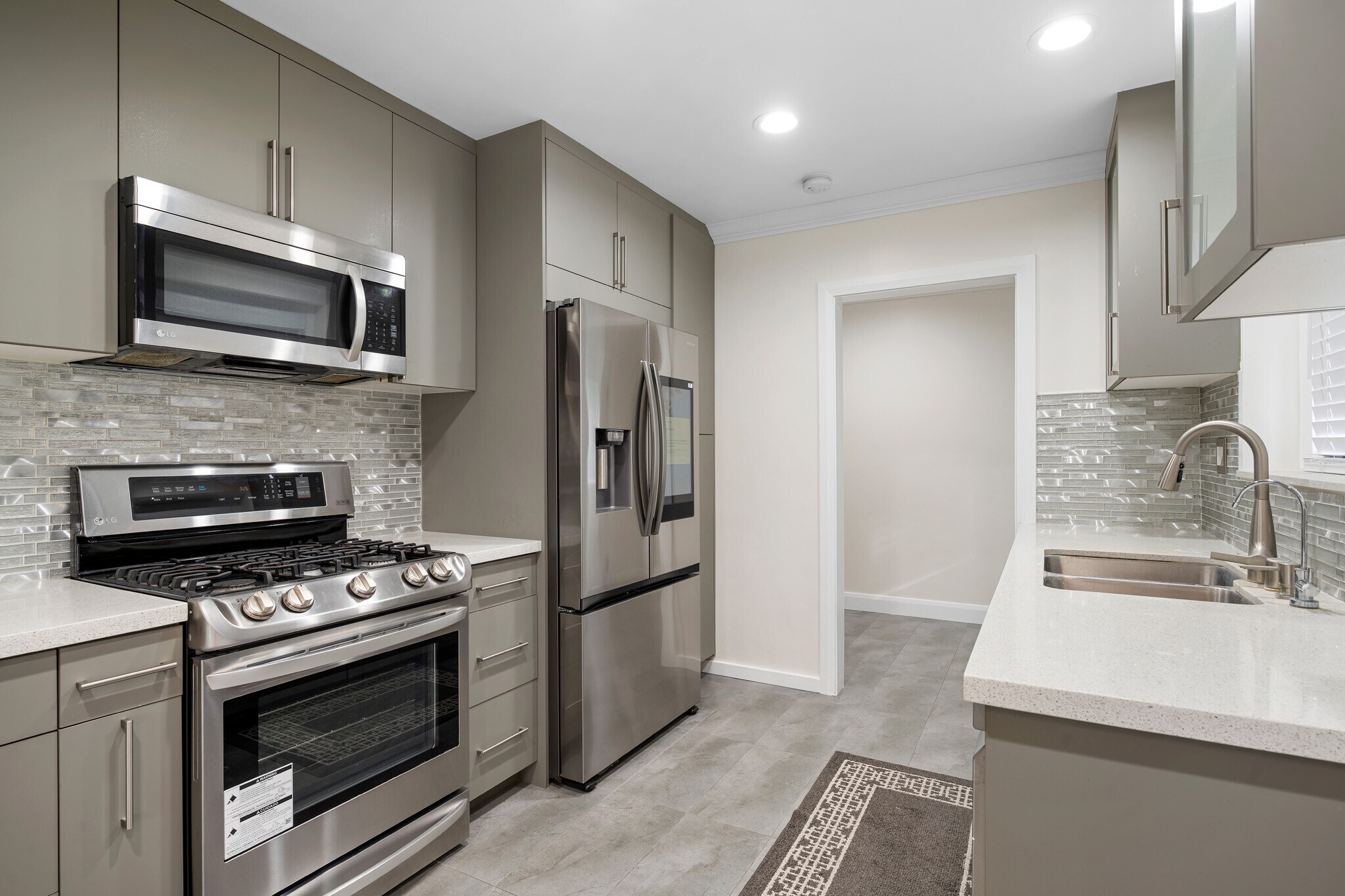 Building Photo - 1250 Bruce Ave