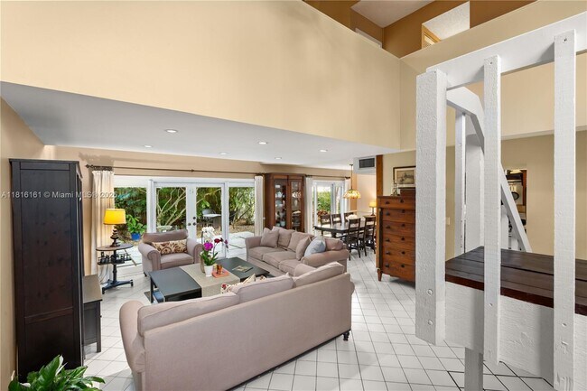 Building Photo - 9033 SW 78th Pl