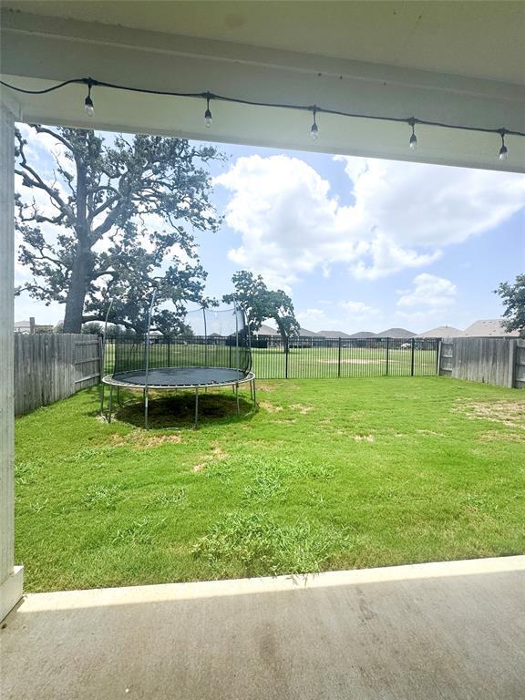Building Photo - 133 Patrick Herndon Dr