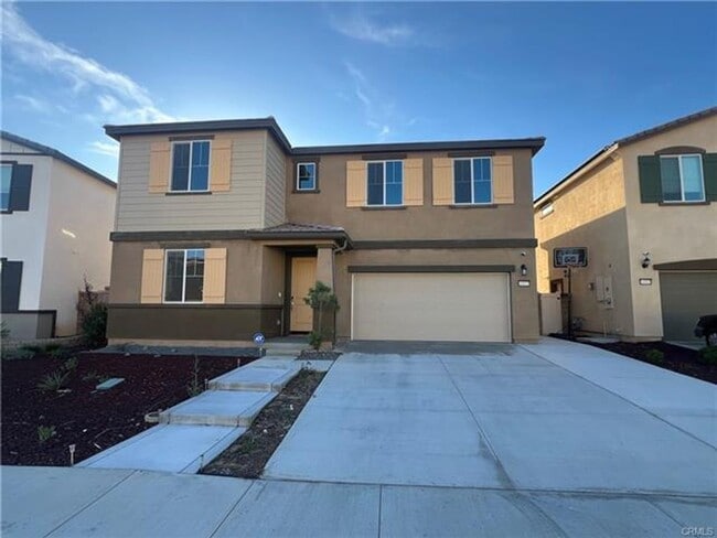 Primary Photo - Spacious and beautifully appointed 5-bedroom, 3-bathroom home