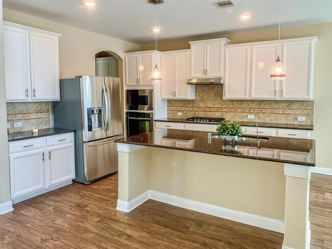 Building Photo - 3614 Bonnie Bend Dr