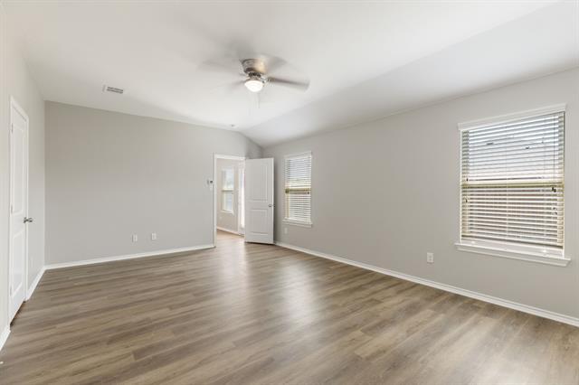 Building Photo - 1003 Meadow Wood Ln