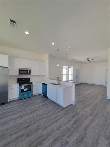 Building Photo - 3336 Noor St