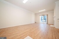 Building Photo - 1521 Spring Gate Dr.