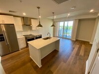 Building Photo - Apartment with Waterview in Downtown Wilmi...