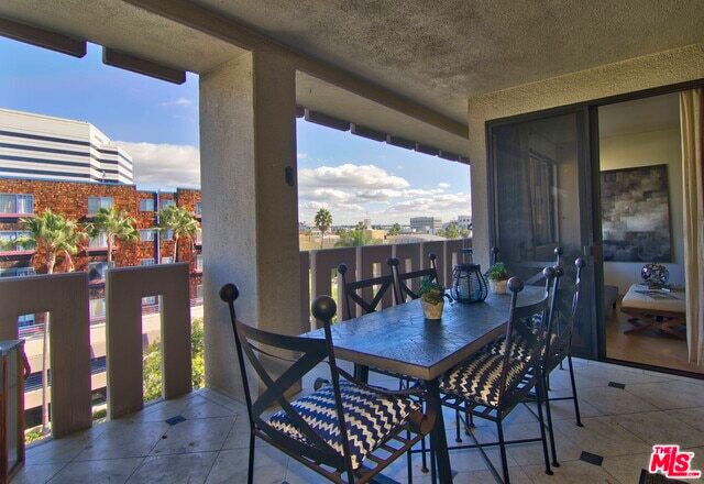 Building Photo - 1118 3rd St