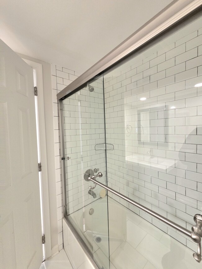 Building Photo - 10810 Norman Ave