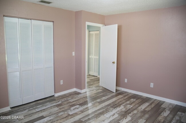 Building Photo - 277 Galbraith Ave