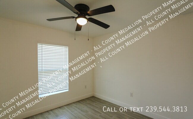 Building Photo - 915 Graystone Ave