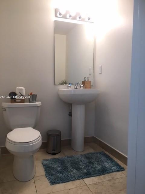 Building Photo - 1528 Brickell Ave