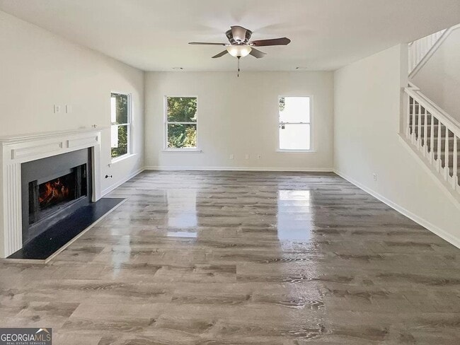 Building Photo - 5 Bedroom Single Family Home in Braselton