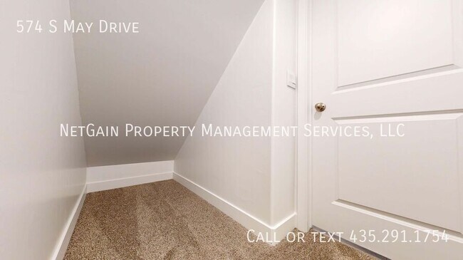 Building Photo - 574 May Dr