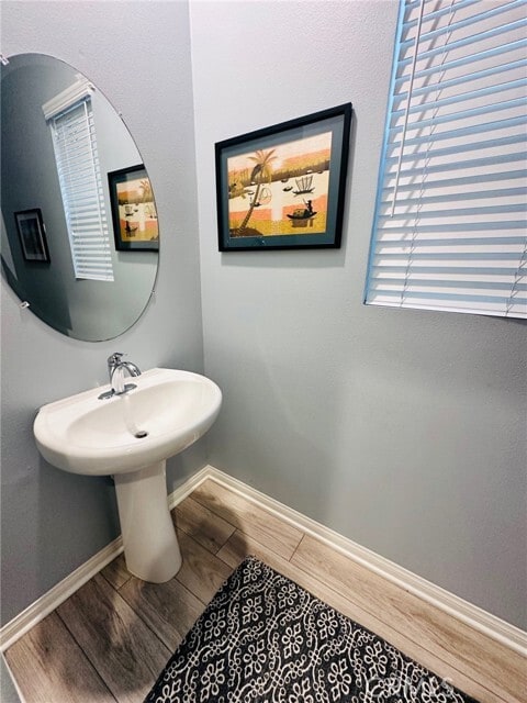 Building Photo - 144 Spectacle