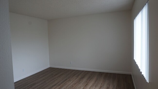 Building Photo - 1 bed, 1 bath