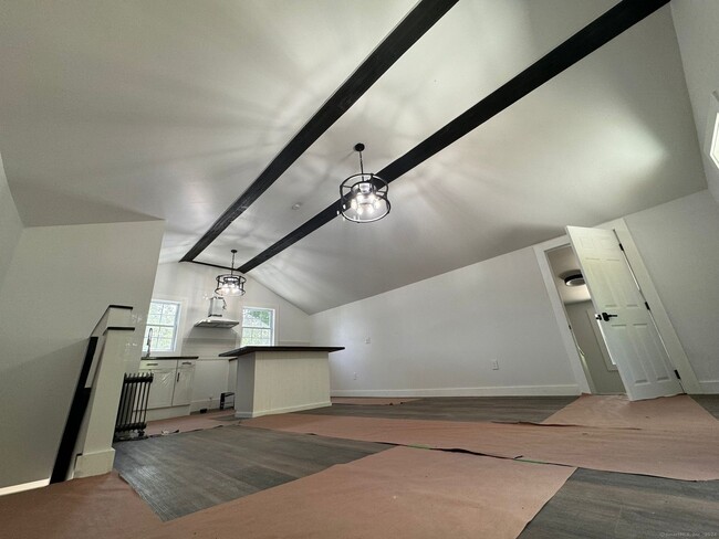 Building Photo - 22 Hemlock Trail