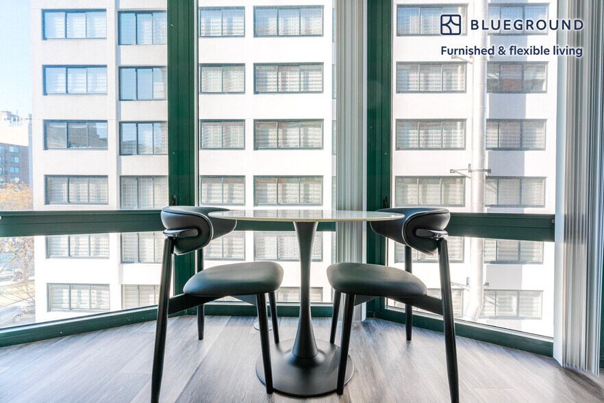 Building Photo - 1301 M St NW