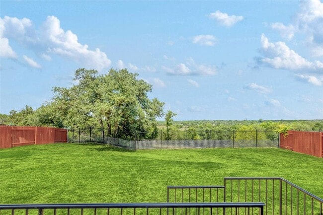 Building Photo - 4413 Edgewater Dr