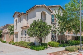 Building Photo - 2840 S Via Belamaria