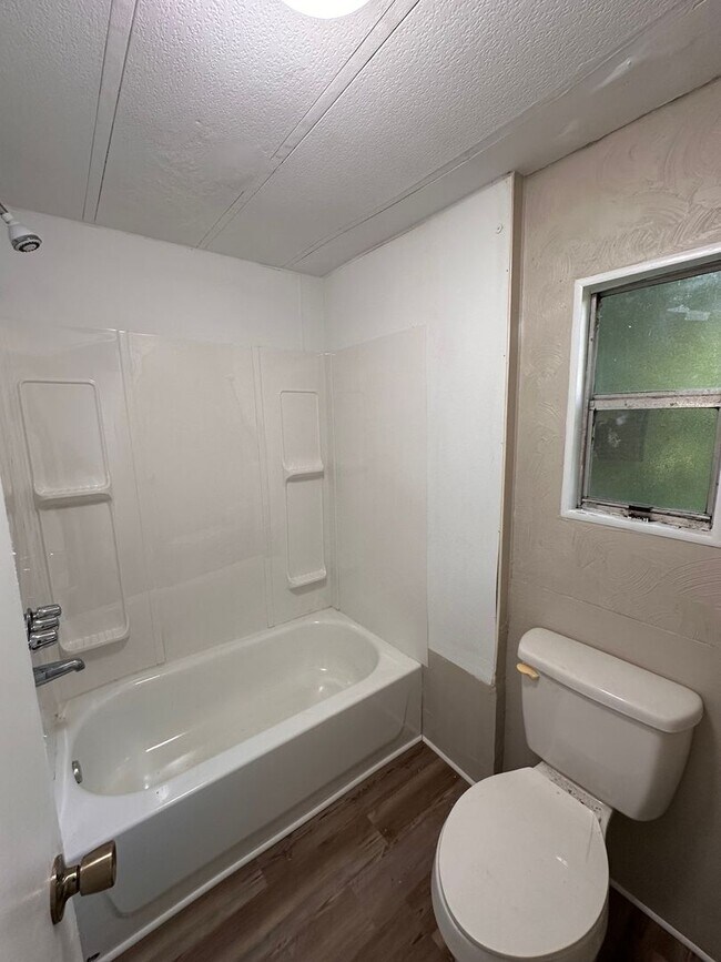 Building Photo - South Bossier 2 Bedroom 2 Bathroom