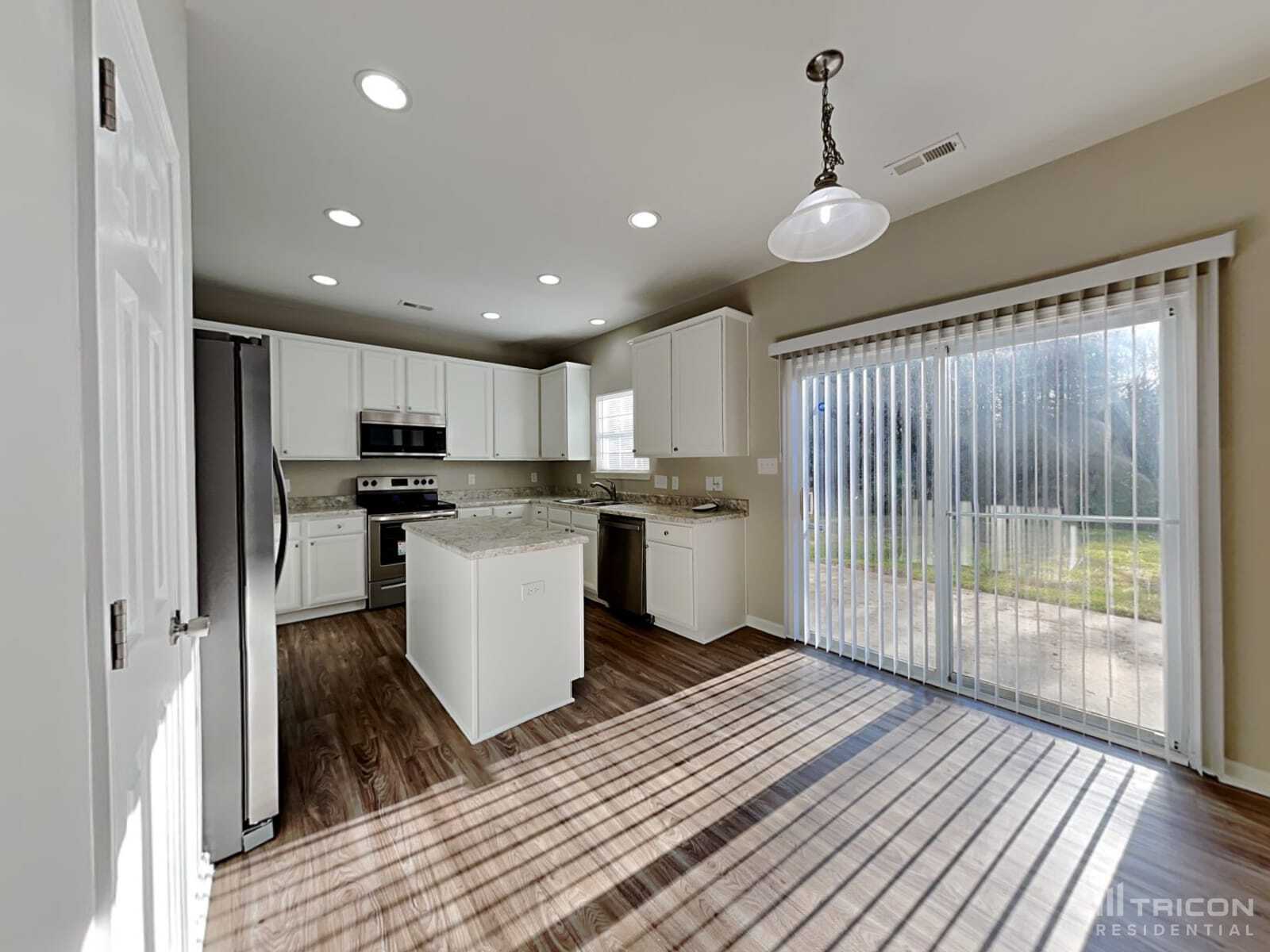 Building Photo - 2834 Oakdale Pasture Dr