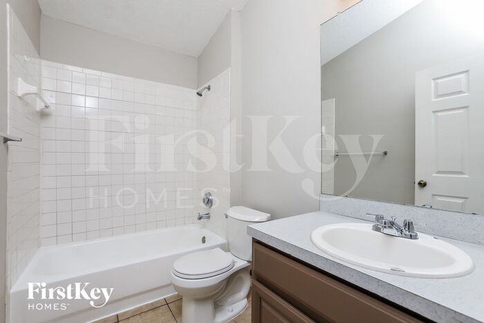 Building Photo - 6536 Viewpoint Ct