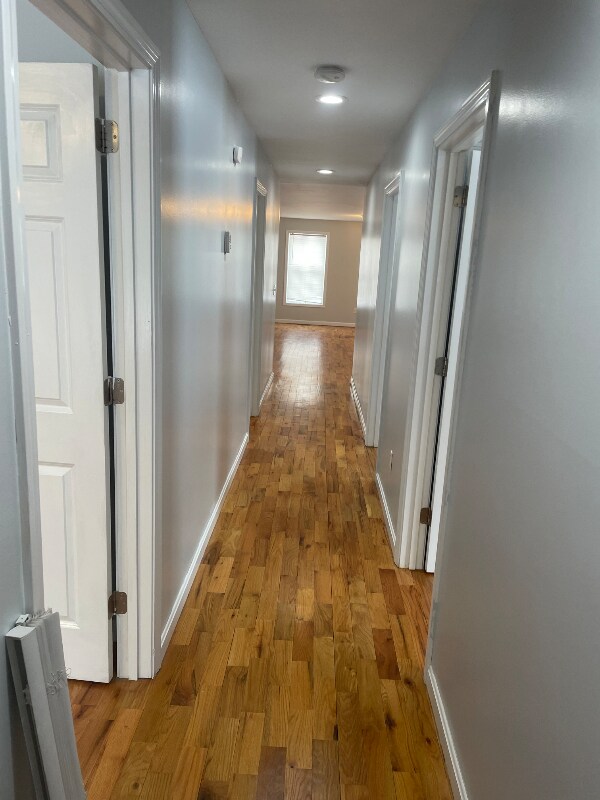 Building Photo - 69 Fairfield St