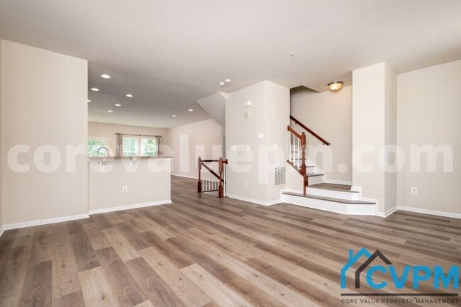 Building Photo - 601 Fox River Hills Way