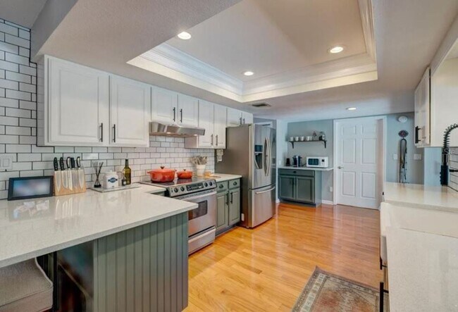 Building Photo - 3203 Stoneybrook Ln
