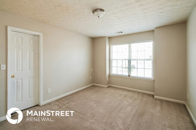 Building Photo - 415 Parkside Way