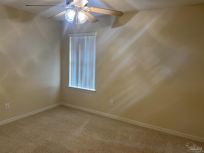Building Photo - 758 Mozingo Ln