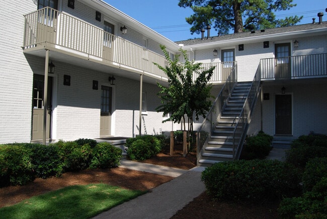 Building Photo - 15 Standish Ave NW