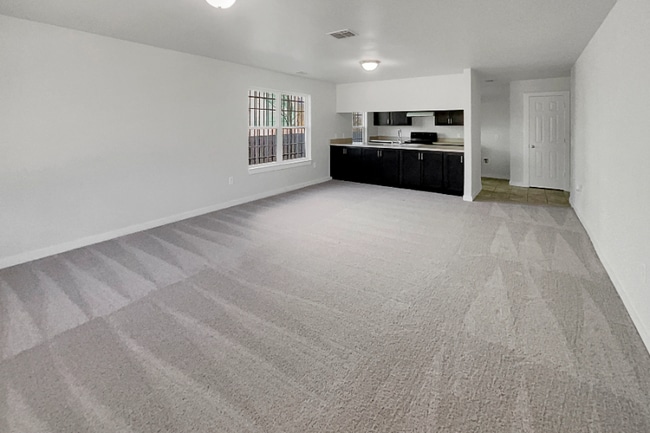 Building Photo - 4640 Corregidor St