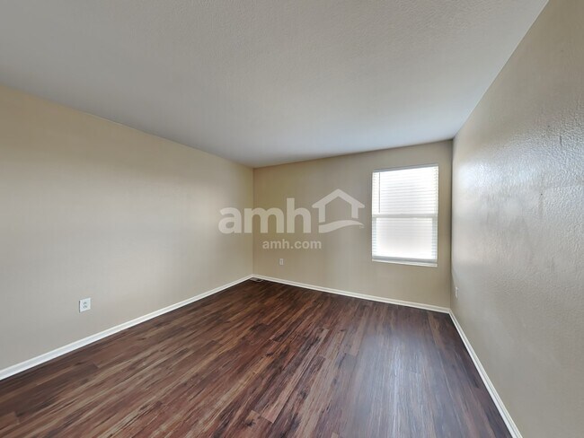 Building Photo - 6625 Fonder Dr