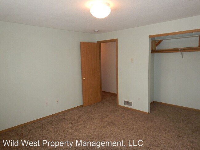 Building Photo - 3 br, 2 bath House - 5314 SE Jerry Drive