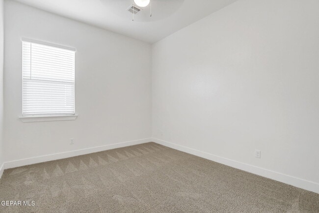 Building Photo - 12929 Powick Dr