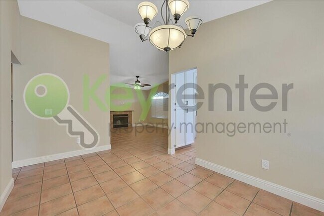 Building Photo - 3040 Danehurst Ct