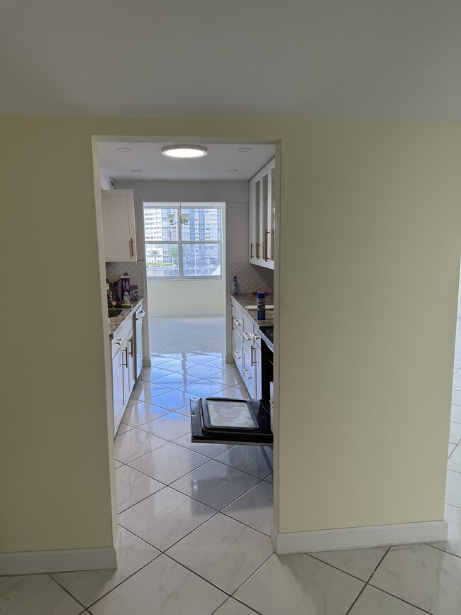 Kitchen - 1865 S Ocean Dr