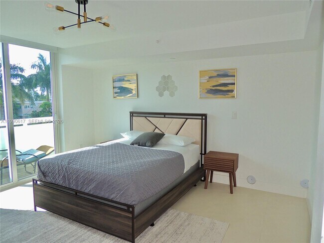 Building Photo - 1170 101st St