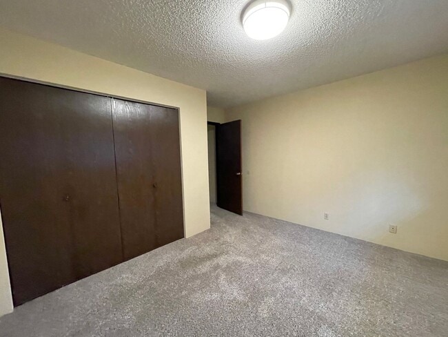 Building Photo - jont463