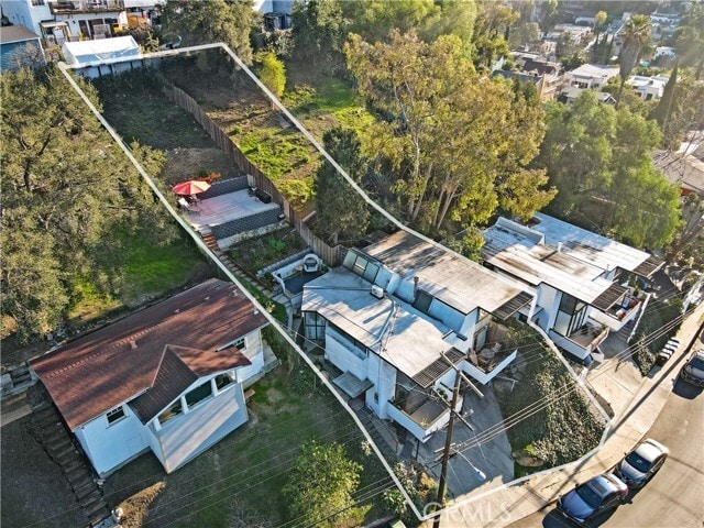 Building Photo - 5038 Aldama St