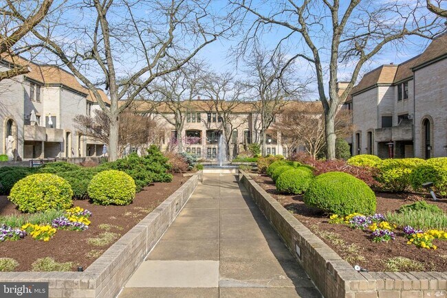 Building Photo - 1325 13th St NW