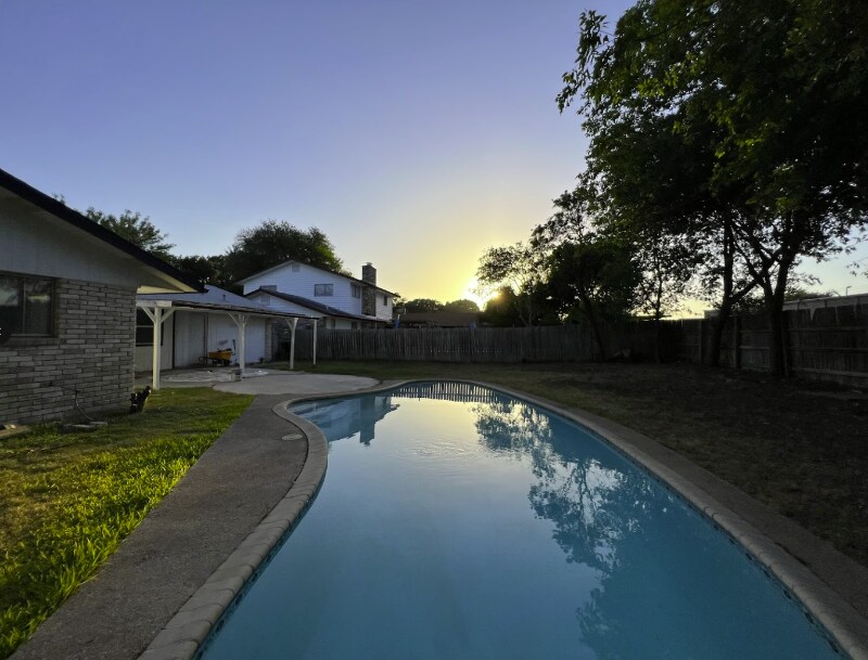 Building Photo - 506 Balboa Dr