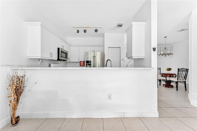 Building Photo - 10934 SW 247th Ter