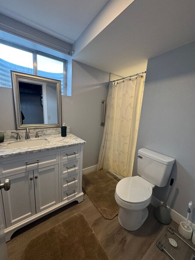 Building Photo - Spacious 4-Bedroom Home in Roosevelt, UT!