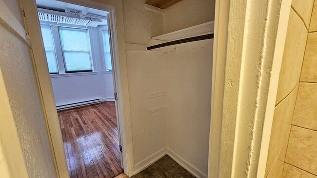 Building Photo - 5507 N Campbell Ave