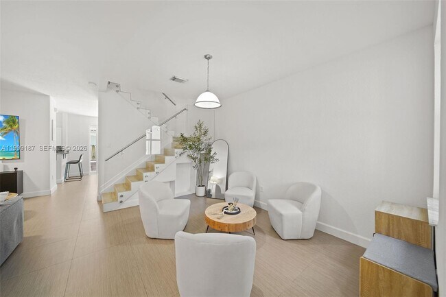 Building Photo - 11613 NW 78th St